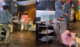 四对情侣爆料视频播放大全,视频播放大全揭秘恋爱瞬间